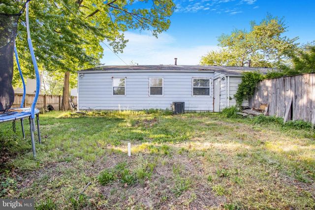 1073 KINGS RD, Pasadena, MD 21122