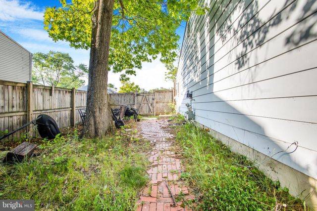 1073 KINGS RD, Pasadena, MD 21122
