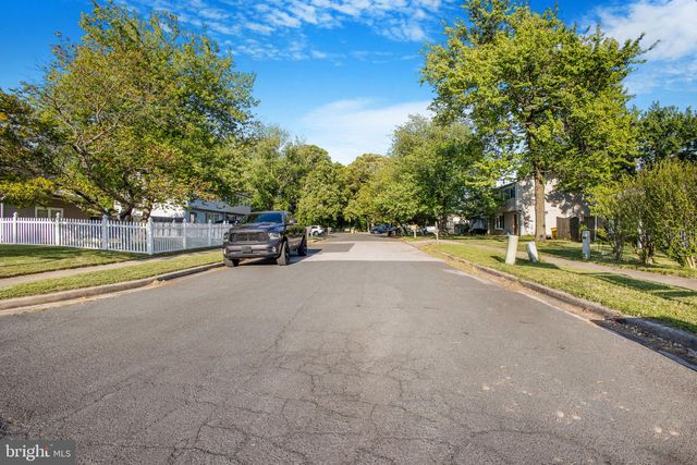 1073 KINGS RD, Pasadena, MD 21122
