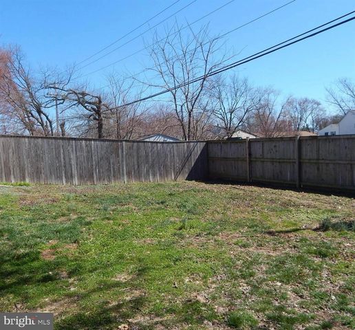 1073 KINGS RD, Pasadena, MD 21122