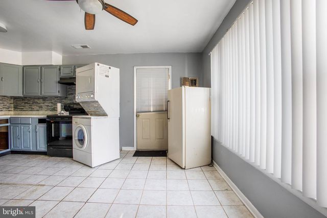 1073 KINGS RD, Pasadena, MD 21122