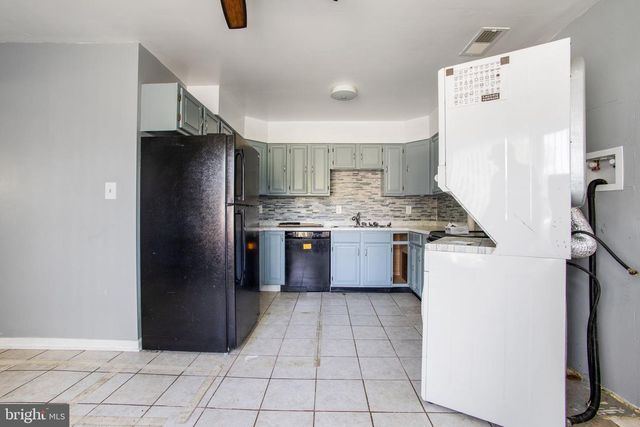 1073 KINGS RD, Pasadena, MD 21122