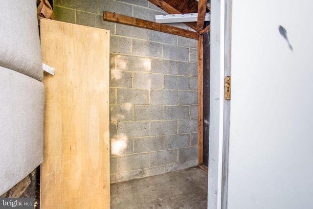 1073 KINGS RD, Pasadena, MD 21122