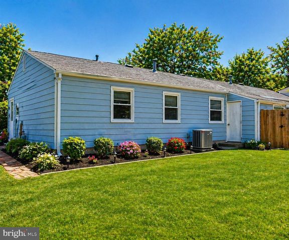 1073 KINGS RD, Pasadena, MD 21122