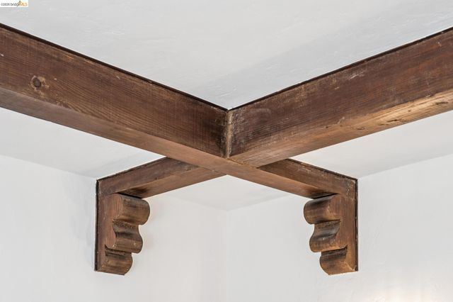 21 Portsmouth Road, Piedmont, CA 94610