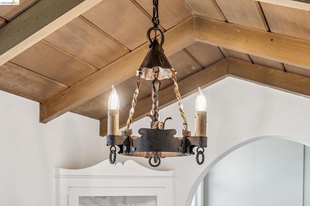 21 Portsmouth Road, Piedmont, CA 94610