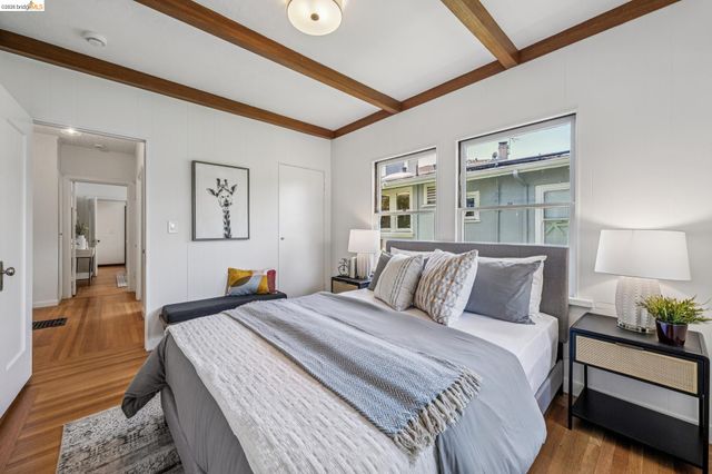 21 Portsmouth Road, Piedmont, CA 94610