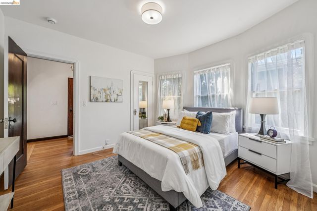 21 Portsmouth Road, Piedmont, CA 94610