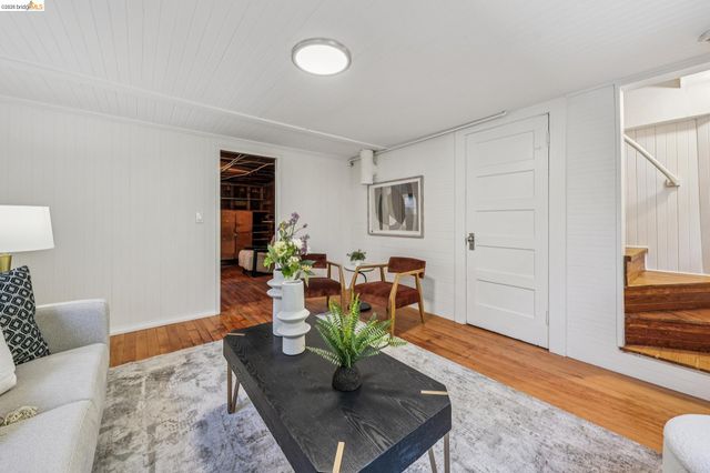 21 Portsmouth Road, Piedmont, CA 94610