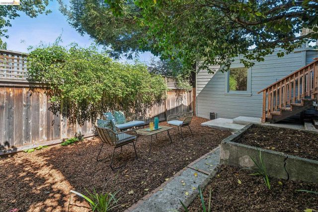 21 Portsmouth Road, Piedmont, CA 94610