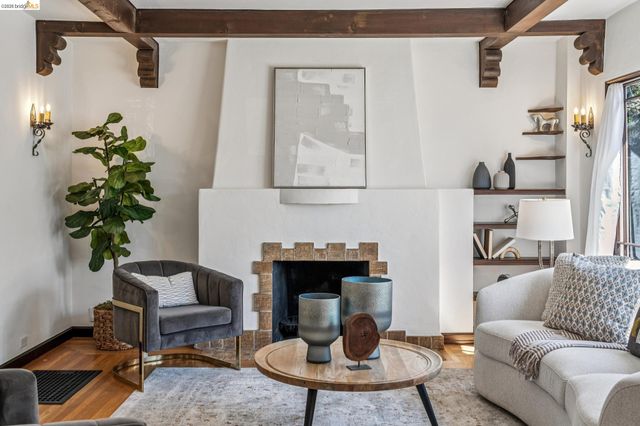 21 Portsmouth Road, Piedmont, CA 94610