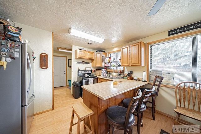 2204 Logan Drive, Idaho Falls, ID 83401