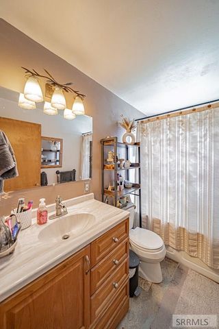 2204 Logan Drive, Idaho Falls, ID 83401