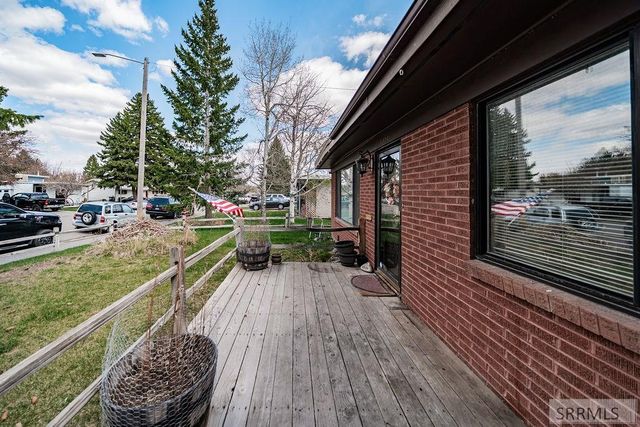 2204 Logan Drive, Idaho Falls, ID 83401