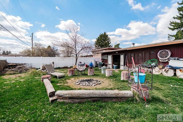 2204 Logan Drive, Idaho Falls, ID 83401