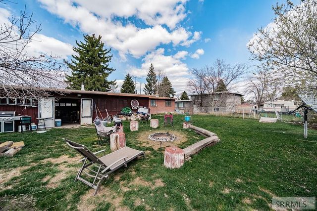 2204 Logan Drive, Idaho Falls, ID 83401