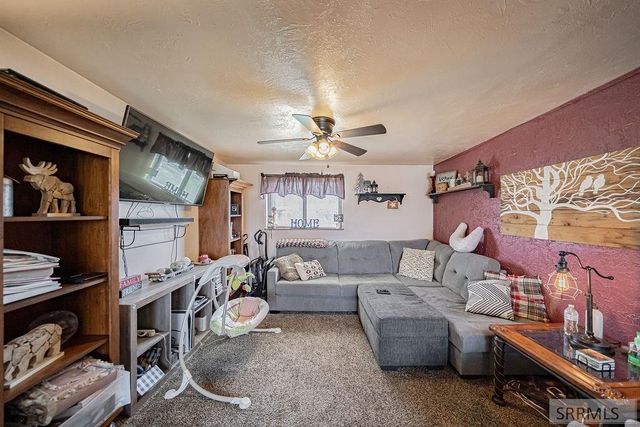 2204 Logan Drive, Idaho Falls, ID 83401