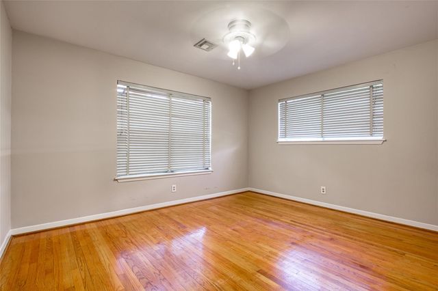 1618 Bernie Avenue, Rosenberg, TX 77471