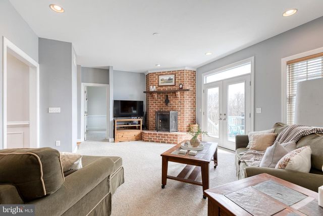 10925 FALLS RD, Lutherville Timonium, MD 21093