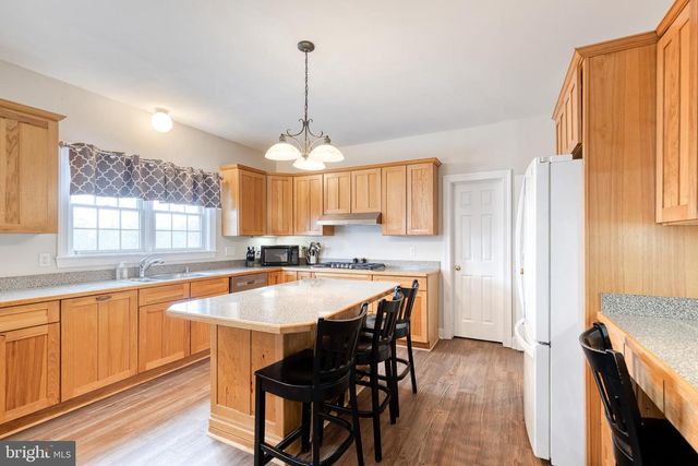 10925 FALLS RD, Lutherville Timonium, MD 21093