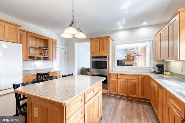 10925 FALLS RD, Lutherville Timonium, MD 21093