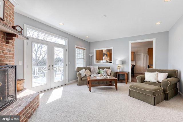 10925 FALLS RD, Lutherville Timonium, MD 21093