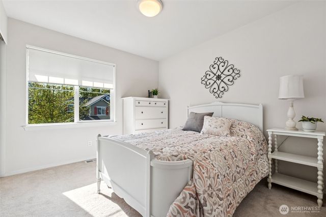 24610 232nd Place SE, Maple Valley, WA 98038