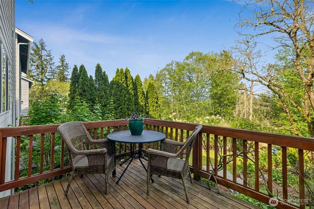 24610 232nd Place SE, Maple Valley, WA 98038