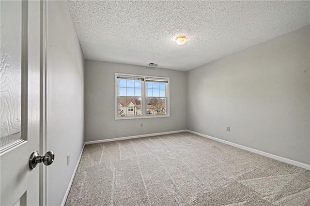 3317 N 110th Street, Kansas City, KS 66109