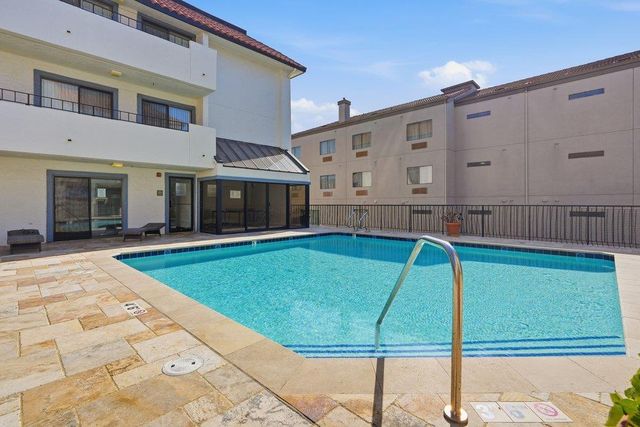 1396 El Camino Real 108, Millbrae, CA 94030