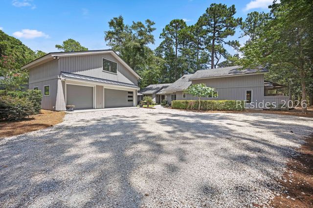 14 Field Sparrow Rd, Hilton Head Island, SC 29926