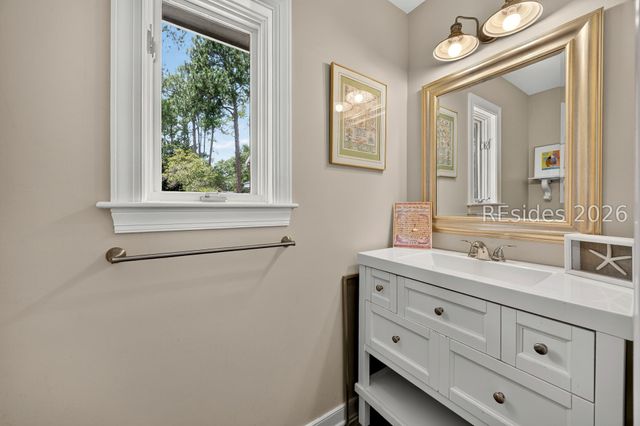 14 Field Sparrow Rd, Hilton Head Island, SC 29926