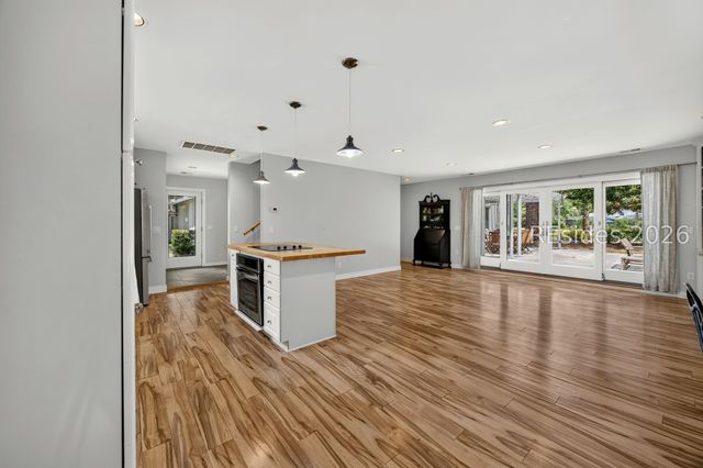 14 Field Sparrow Rd, Hilton Head Island, SC 29926