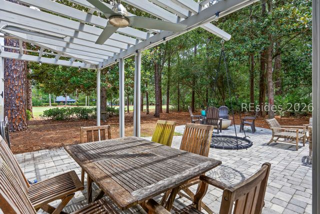 14 Field Sparrow Rd, Hilton Head Island, SC 29926