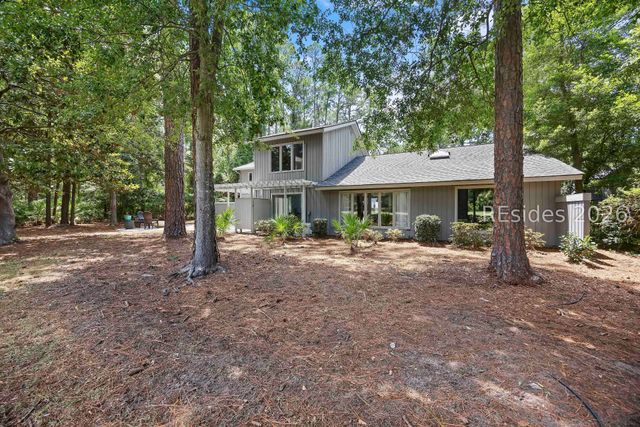 14 Field Sparrow Rd, Hilton Head Island, SC 29926