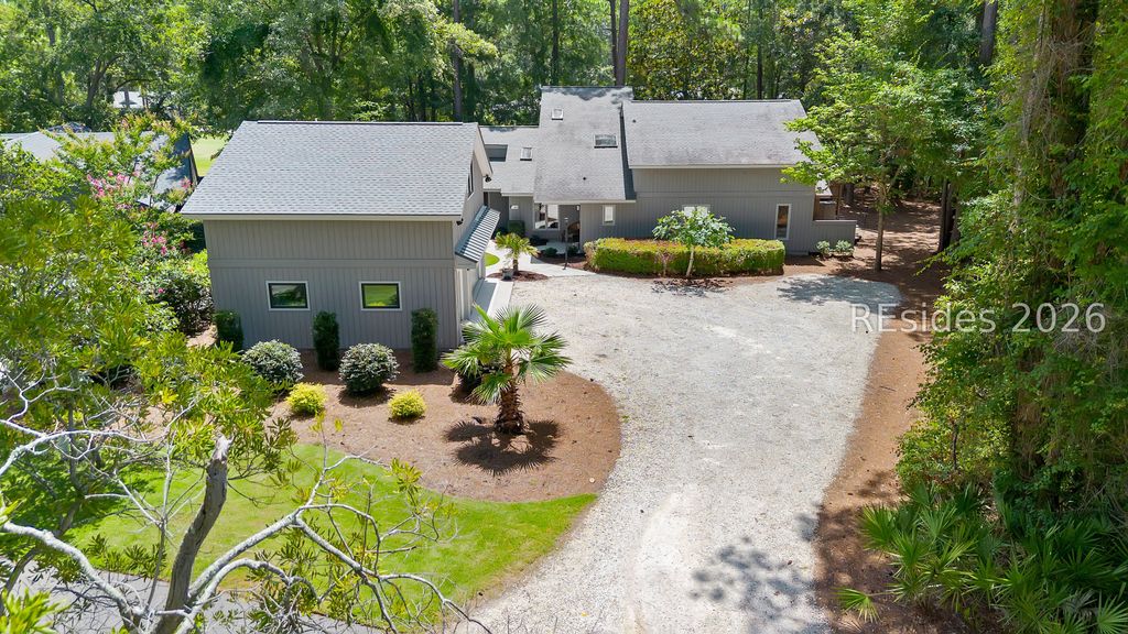14 Field Sparrow Rd, Hilton Head Island, SC 29926