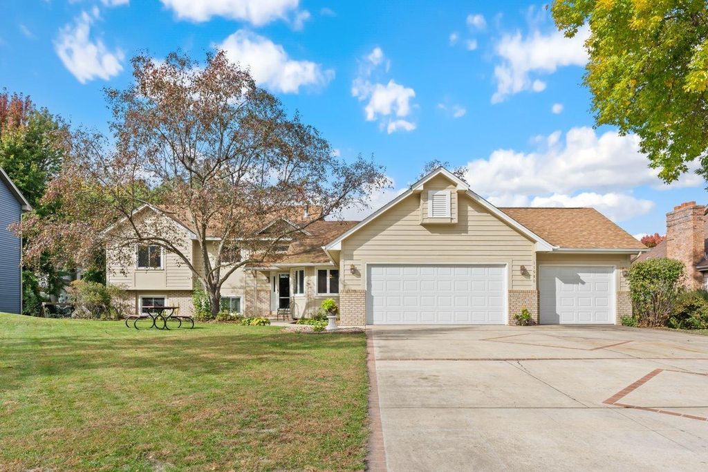 11980 Eldorado Street NE, Blaine, MN 55449 — exterior