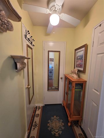 129 Beach 118th Street 5A, Rockaway Park, NY 11694