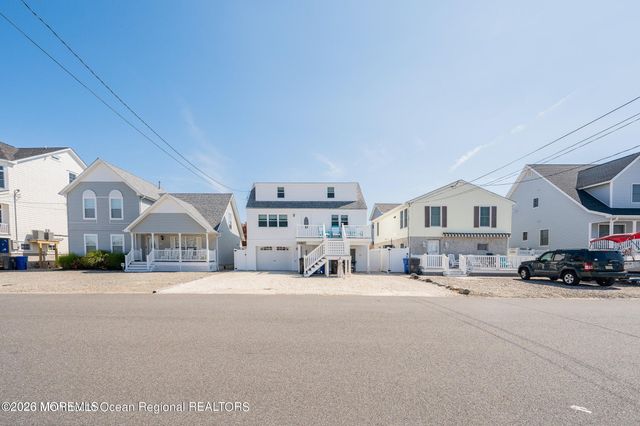 2052 Baltimore Avenue, Seaside Heights, NJ 08751