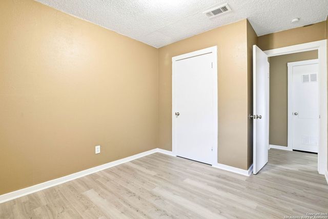 1827 highland, San Antonio, TX 78210