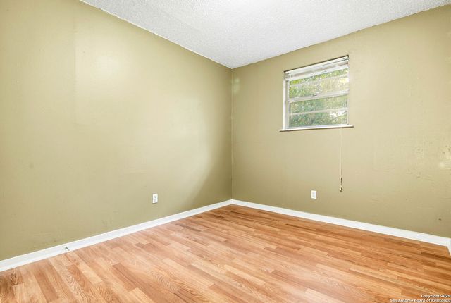 1827 highland, San Antonio, TX 78210