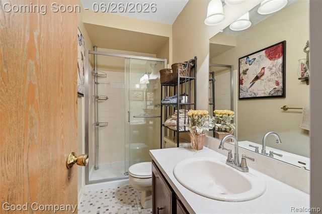 38630 Meeting House Lane, Livonia, MI 48154