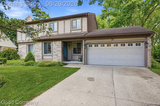 38630 Meeting House Lane, Livonia, MI 48154