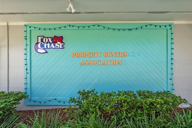 3277 FOX CHASE CIRCLE N 105, Palm Harbor, FL 34683