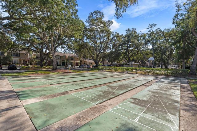 3277 FOX CHASE CIRCLE N 105, Palm Harbor, FL 34683