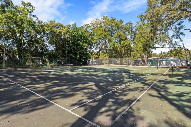 3277 FOX CHASE CIRCLE N 105, Palm Harbor, FL 34683