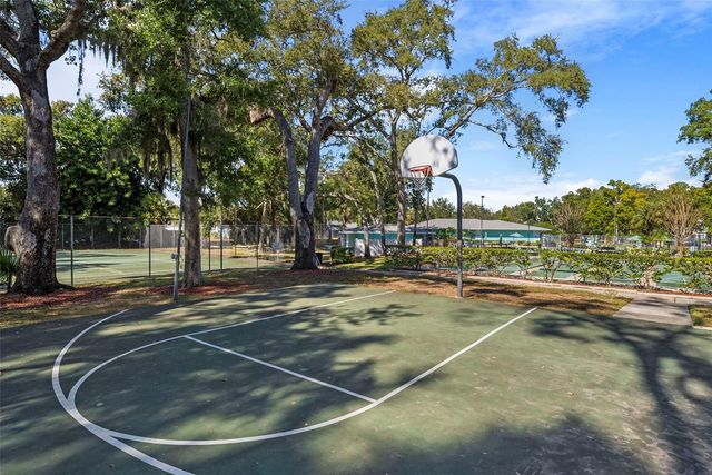 3277 FOX CHASE CIRCLE N 105, Palm Harbor, FL 34683