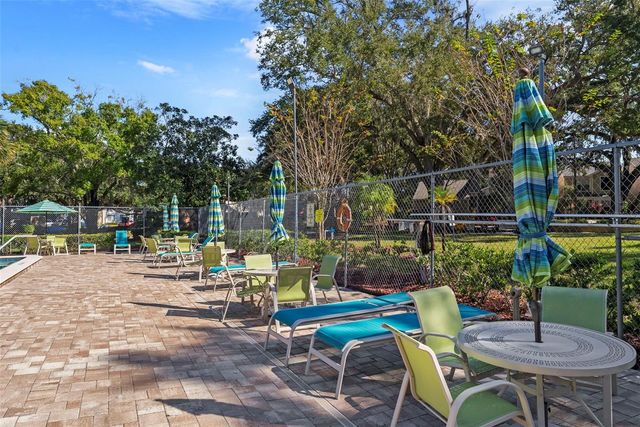 3277 FOX CHASE CIRCLE N 105, Palm Harbor, FL 34683