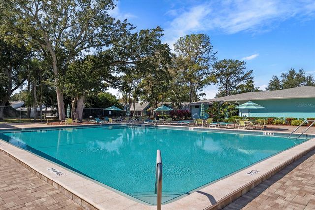 3277 FOX CHASE CIRCLE N 105, Palm Harbor, FL 34683