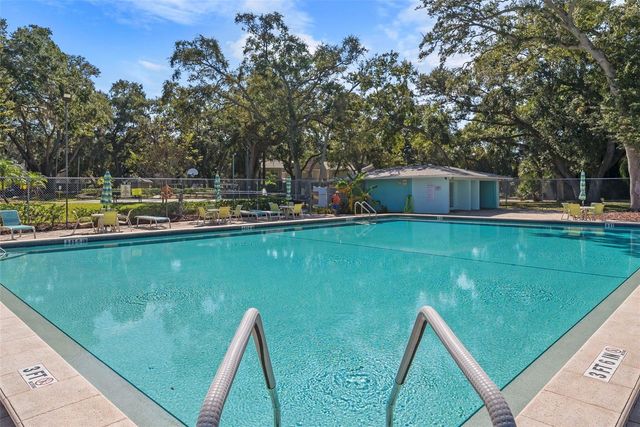 3277 FOX CHASE CIRCLE N 105, Palm Harbor, FL 34683